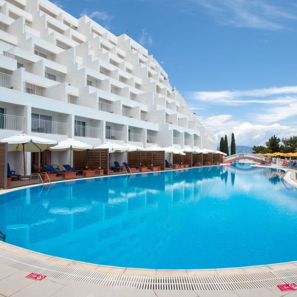 hotel building company in greece